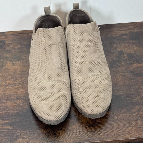 Dr. Scholl’s Women’s Perforated Suede Slip-On Ankle Boots – Taupe – Size 8M - Picture 2 of 5